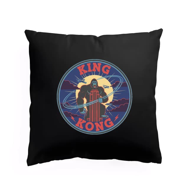 Vankúš Legendárna King Kong Na Mrakodrape V Retro Nočnom Odznaku